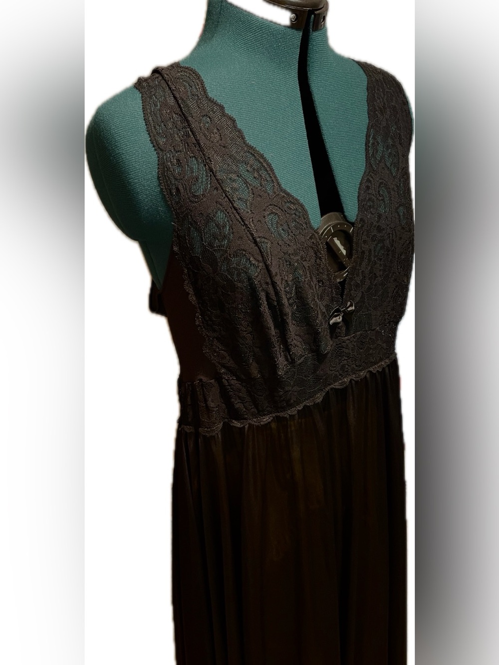 VTG Shadowline nightgown lingerie Sz 1X